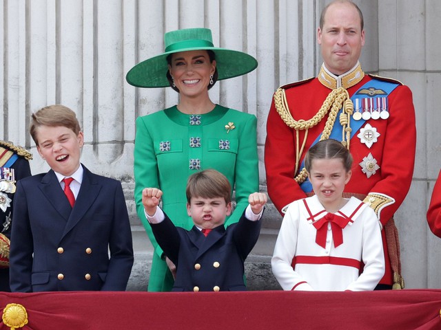 Thân vương William và Vương phi Kate đối mặt với vấn đề nan giải mới - Ảnh 1.