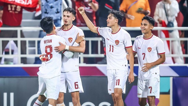 U23 Việt Nam lọt vào top 10 châu Á, bỏ xa Thái Lan và Trung Quốc - Ảnh 2.