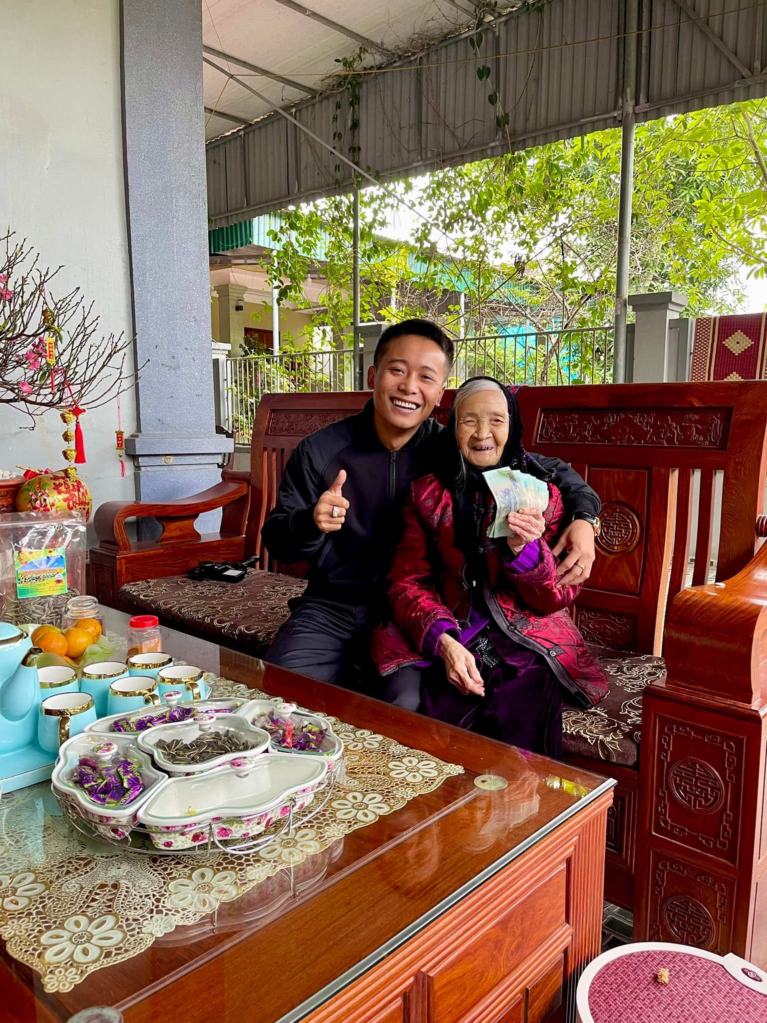 Căn nhà Quang Linh Vlogs sống ở Nghệ An trước khi sang Châu Phi và trở nên nổi tiếng - Ảnh 5.