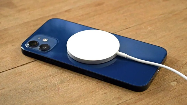 Apple cố nói câu chân tình với chủ sở hữu iPhone 11-12: Chuyên gia nghĩ gì? - Ảnh 2.