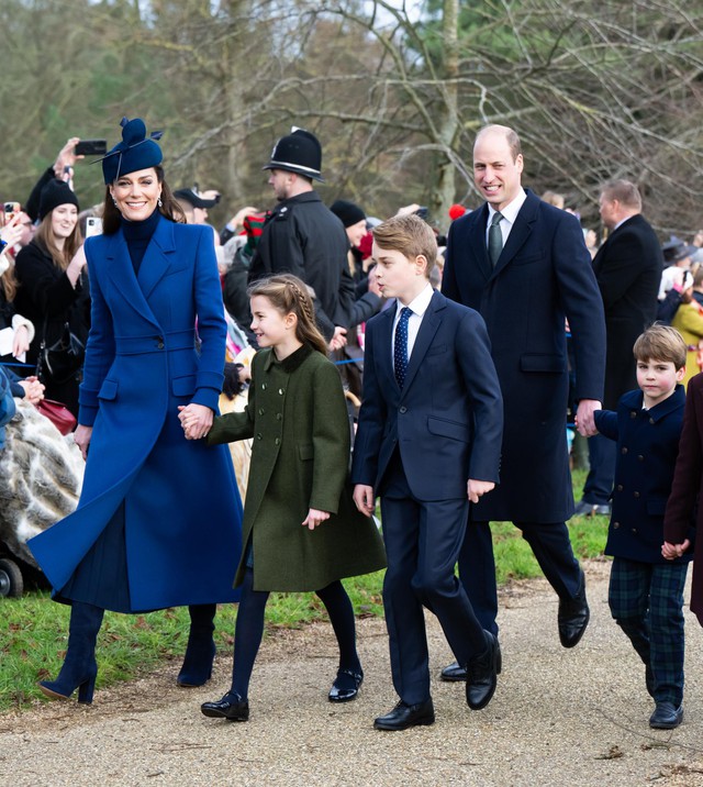 Thân vương William và Vương phi Kate kỷ niệm 13 năm ngày cưới theo cách xúc động, chia sẻ ảnh mới chưa từng công bố - Ảnh 2.
