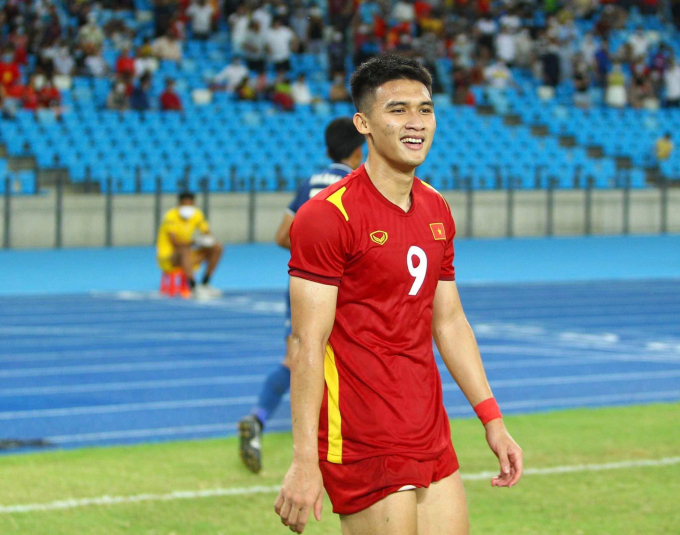 Top 5 cầu thủ điển trai nhất U23 Việt Nam: Vị trí số 1 visual cực phẩm, số 2 cao tới 1m90 - Ảnh 8.