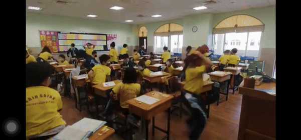 Sự điềm tĩnh tại một lớp học ở Đài Loan (Trung Quốc) khi động đất xảy ra: Tất cả nhờ kiến thức chống thiên tai được dạy từ bé - Ảnh 3.