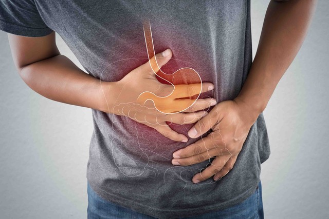 Ăn cay có thực sự gây loét dạ dày? Bác sĩ tiêu hóa lật tẩy tin đồn gây hoang mang dư luận - Ảnh 2. Ăn cay có thực sự gây loét dạ dày? Bác sĩ tiêu hóa lật tẩy tin đồn gây hoang mang dư luận - Ảnh 2.