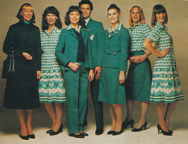 Đồng phục của tiếp viên hàng không có nhiều bộ đẹp đỉnh, biết lai lịch mới thấy không phải dạng vừa - Ảnh 10.