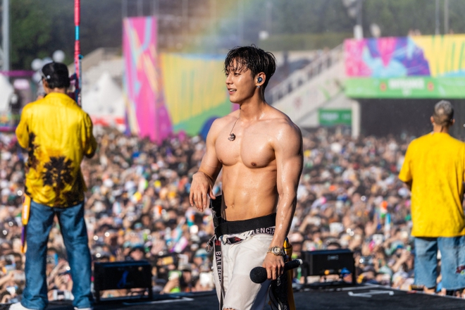Waterbomb - Lễ hội nhạc nước sexy nhất Hàn Quốc xác nhận đổ bộ Việt Nam, netizen kiểu: Nóng sẵn rồi, nóng thêm cũng không sao! - Ảnh 4.