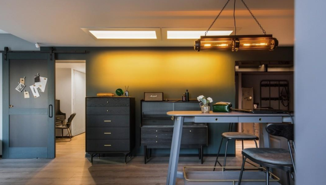 Căn hộ 10 tỷ của ch&agrave;ng trai 9x g&acirc;y sốt: Rộng th&ecirc;nh thang nhưng TV, sofa, b&agrave;n tr&agrave;... đều kh&ocirc;ng sắm - Ảnh 8.