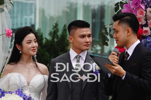 Trọn vẹn lời thề nguyện xúc động của Quang Hải và Chu Thanh Huyền trong ngày cưới, nhắc đến mọi sóng gió - Ảnh 6.