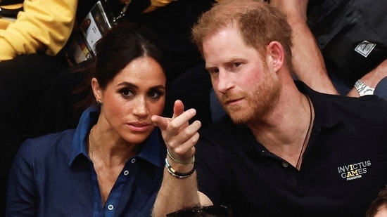 Quyết định dũng cảm của Vương phi Kate khiến Meghan phải thay đổi hoàn toàn kế hoạch của mình - Ảnh 2.