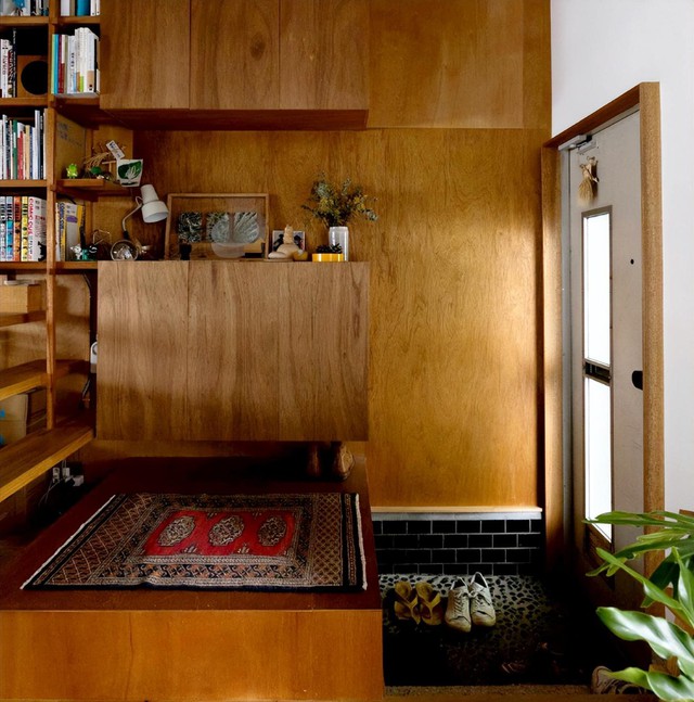 Căn nhà của vợ chồng kiến trúc sư 8x Nhật Bản: Tối giản nhưng đầy tinh tế, nội thất làm bằng 100% gỗ tự nhiên - Ảnh 3.
