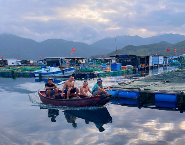 Cuộc sống ít người biết ở hòn đảo du lịch hoang sơ giữa lòng Nha Trang - Ảnh 7.