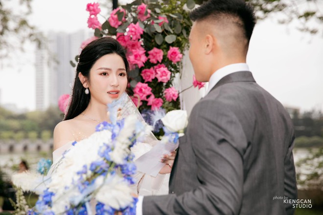 Thấy gì từ lùm xùm của vợ chồng Quang Hải với studio ảnh cưới? - Ảnh 3.