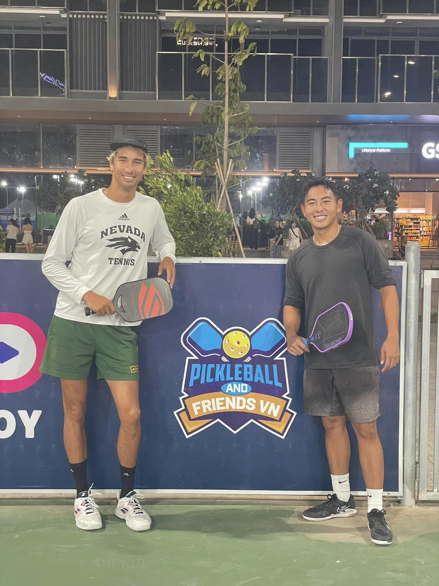 Chân dung trai đẹp vô địch giải Pickleball châu Á đang gây sốt tại Việt Nam, thì ra là VĐV top thế giới! - Ảnh 2.