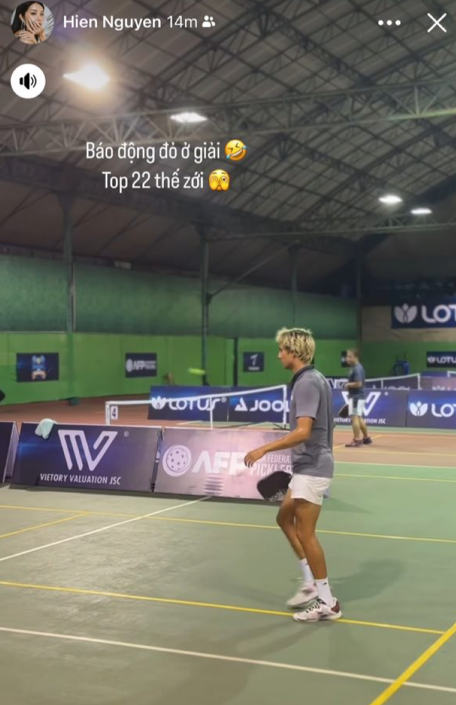 Chị đẹp chi 17 triệu đưa cả nhà vào TP.HCM đấu giải Pickleball châu Á, tóm dính Hạt Mít, Gigi Hương Giang trên khán đài - Ảnh 8.