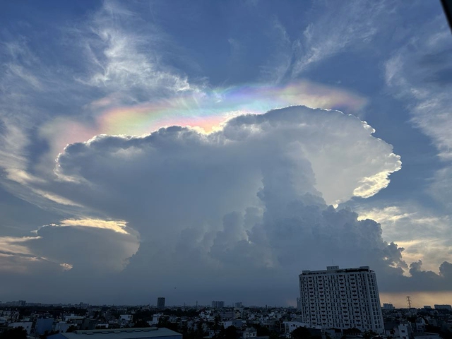 Giải mã đám mây ngũ sắc trên bầu trời TP HCM - Ảnh 6.