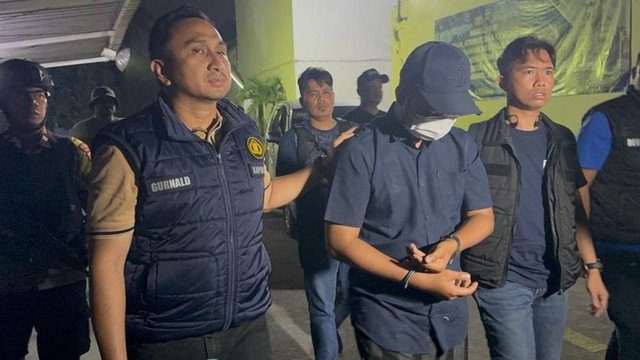 Rúng động Indonesia: Dan díu với đồng nghiệp, gã trai sát hại người tình sau khi bị ép cưới - Ảnh 3.