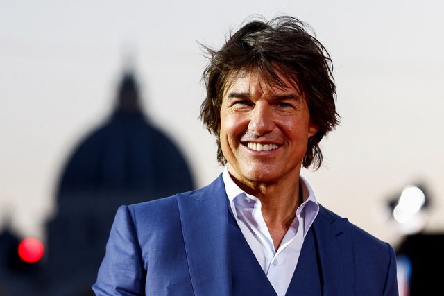 Tom Cruise