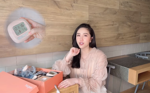 Công chúa Vbiz sinh con ở tuổi 33: Cưng chiều quý tử hết mực, không tiếc tiền khi sắm đồ bỉm sữa cao cấp - Ảnh 13.