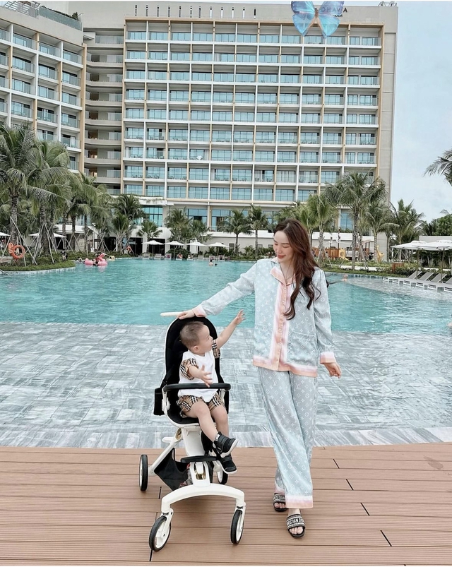 Công chúa Vbiz sinh con ở tuổi 33: Cưng chiều quý tử hết mực, không tiếc tiền khi sắm đồ bỉm sữa cao cấp - Ảnh 5.