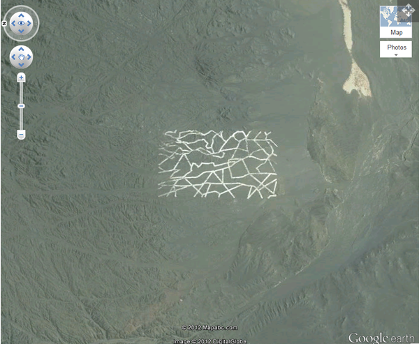 10 thứ bí ẩn được Google Earth phát hiện: Hình ảnh số 1 từng gây tranh cãi nảy lửa - Ảnh 10.