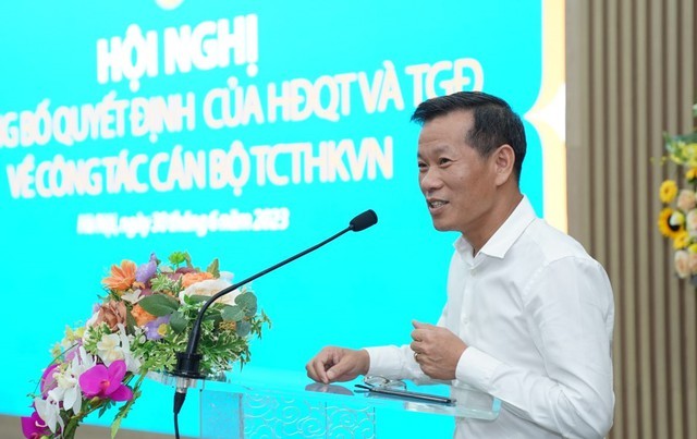 Lãnh đạo Vietnam Airlines: Ngành hàng không chỉ lãi khoảng 1 USD mỗi khách, bay vào Tân Sơn Nhất gặp một cơn mưa là mất - Ảnh 1.