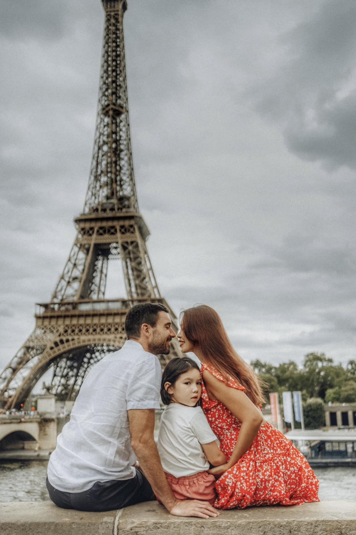 Cuộc h&ocirc;n nh&acirc;n vi&ecirc;n m&atilde;n của si&ecirc;u mẫu H&agrave; Anh v&agrave; chồng T&acirc;y - Ảnh 13.