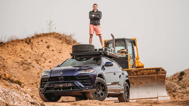 B&aacute;n nh&agrave;, sống trong Lamborghini Urus suốt một năm, người đ&agrave;n &ocirc;ng vỡ lẽ si&ecirc;u xe l&aacute;i th&igrave; th&iacute;ch, ở th&igrave; kh&oacute; - Ảnh 6.