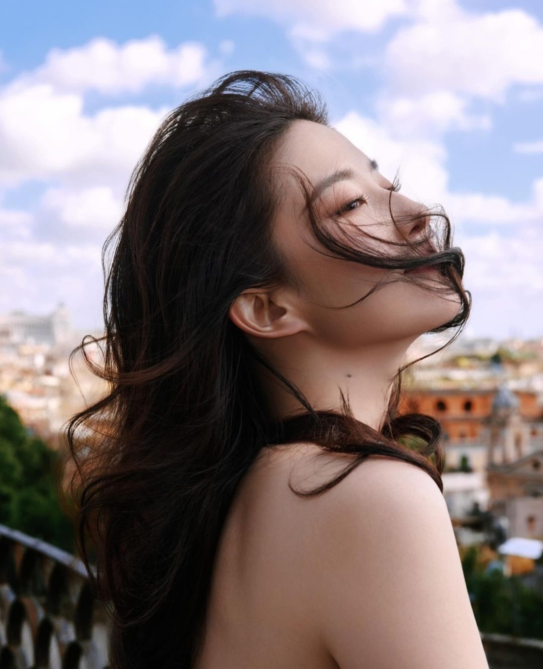 Lưu Diệc Phi khoe nhan sắc thần tiên tỷ tỷ ở Italy - Ảnh 4.