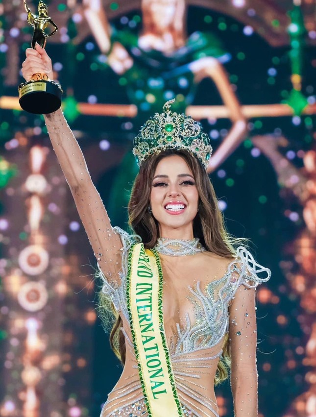 Ông Nawat quay xe, Hoa hậu Hòa bình 2024 hủy tổ chức ở Myanmar - Ảnh 3.