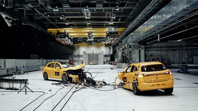 Mercedes-Benz giải thích lý do vì sao xe điện của hãng này chưa bao giờ bốc cháy sau va chạm! - Ảnh 6.