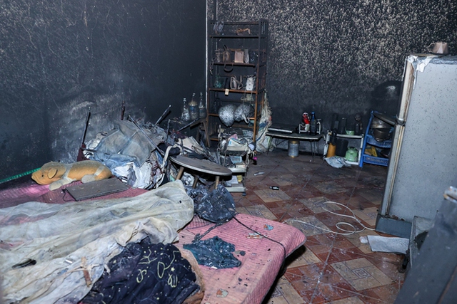 Những nguyên nhân chí mạng khiến 14 người trong vụ cháy ở Trung Kính không còn lối thoát - Ảnh 1.