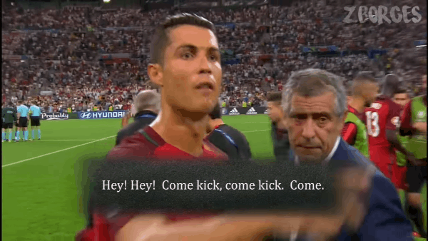 Khoảnh khắc Euro: Ronaldo ép đồng đội phải đá penalty và cái kết - Ảnh 1.