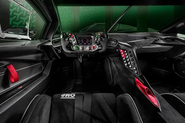 Thích chiếc siêu xe đua Lamborghini SC63, Minh Nhựa cho biết đang nghiên cứu, sẽ biến ước mơ thành hiện thực - Ảnh 7.