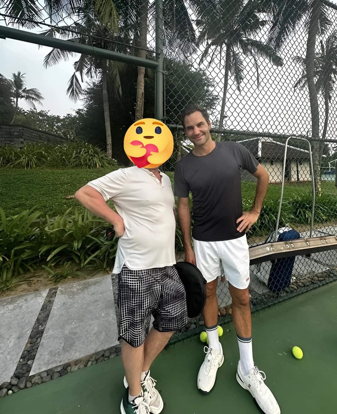 Roger Federer và kỷ niệm khó quên về nụ hôn đầu với bà xã hơn tuổi: Cô ấy gọi tôi là cậu nhóc - Ảnh 4.