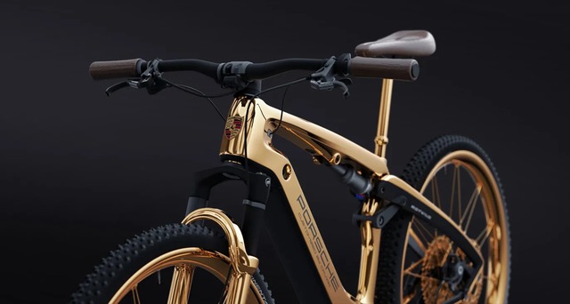 Tặng iPhone 16 khi mua xe đạp bằng vàng giá 1,1 tỷ đồng - Ảnh 2.