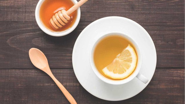 Phòng ngừa sỏi thận với nước chanh mật ong.