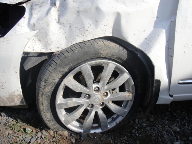 Cát Phượng bị tai nạn kinh hoàng 10 năm trước: Xe ô tô móp méo, gây ngỡ ngàng nhất điều này - Ảnh 2.
