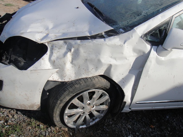 Cát Phượng bị tai nạn kinh hoàng 10 năm trước: Xe ô tô móp méo, gây ngỡ ngàng nhất điều này - Ảnh 6.