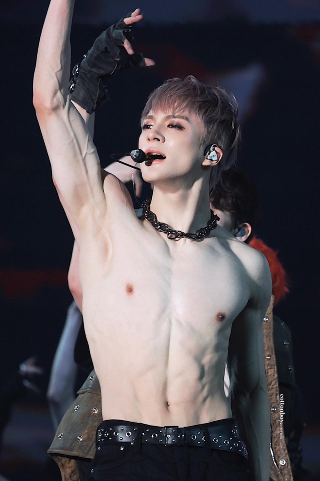 Thời tiết rất nóng nhưng thành viên nhóm nhạc Người Cởi Trần còn nóng hơn! - Ảnh 5.