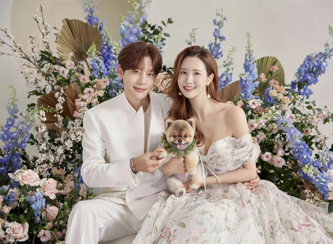 Lee Da Hae - Se7en tung hẳn clip lãng mạn như phim kỷ niệm 1 năm ngày cưới, đường cong ngọc ngà của “nữ hoàng dao kéo” gây sốt - Ảnh 6.