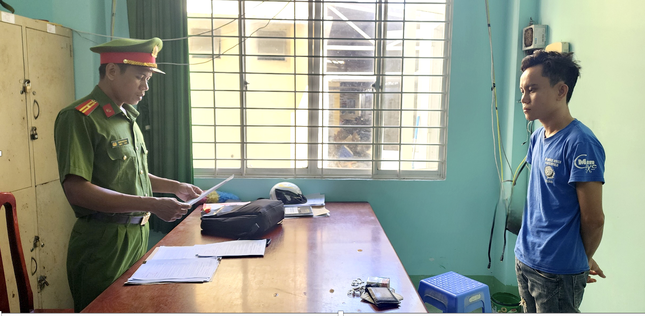 Nh&acirc;n vi&ecirc;n c&ocirc;ng ty giao h&agrave;ng nhanh &ocirc;m hơn 600 triệu đồng rồi nghỉ việc - Ảnh 1.