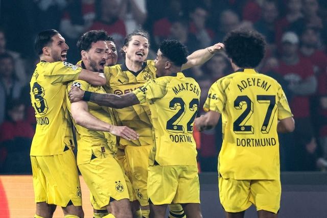 Hàng thủ tỏa sáng, Dortmund vào chung kết Champions League sau 11 năm - Ảnh 1.