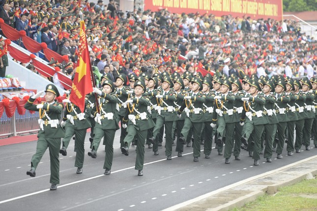 Diễu binh, diễu hành kỷ niệm trọng thể 70 năm Chiến thắng Điện Biên Phủ - Ảnh 30.