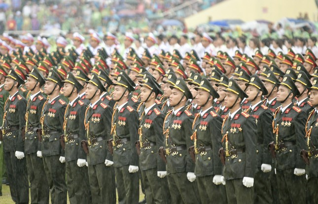 Diễu binh, diễu hành kỷ niệm trọng thể 70 năm Chiến thắng Điện Biên Phủ - Ảnh 65.