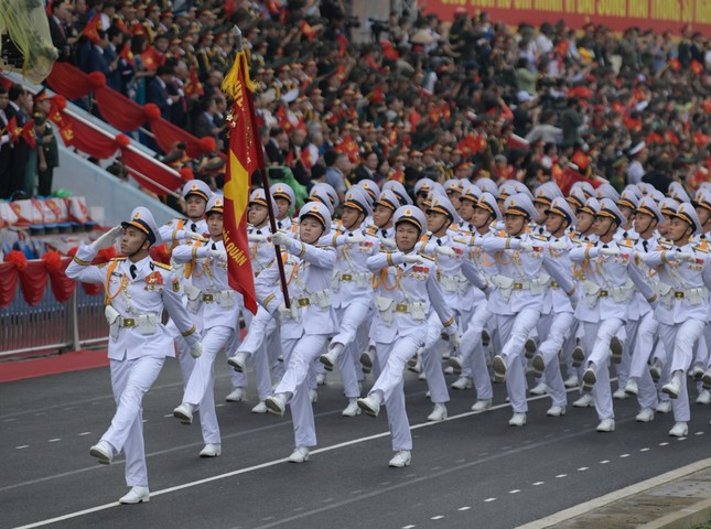 Diễu binh, diễu hành kỷ niệm trọng thể 70 năm Chiến thắng Điện Biên Phủ - Ảnh 27.
