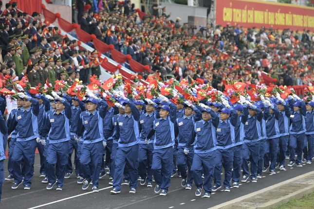 Diễu binh, diễu hành kỷ niệm trọng thể 70 năm Chiến thắng Điện Biên Phủ - Ảnh 3.