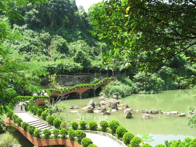 Phát hiện điểm được ví như vườn địa đàng cách Hà Nội chưa đến 100km, rất phù hợp để tránh nóng ngày hè - Ảnh 4.