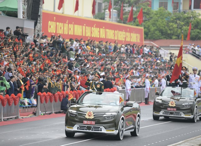 Diễu binh, diễu hành kỷ niệm trọng thể 70 năm Chiến thắng Điện Biên Phủ - Ảnh 34.
