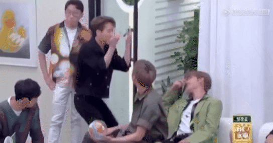 Vương Gia Nhĩ và Lisa - Hình 2