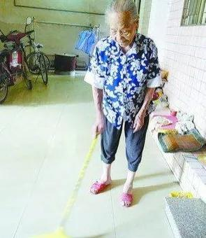 Cụ bà sống thọ 110 tuổi nhờ 4 thói quen đơn giản, không phải tập thể dục - Ảnh 1.